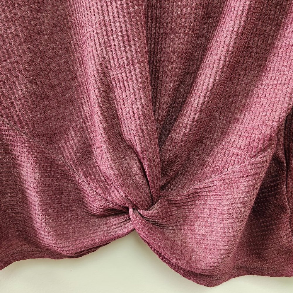 Tribal Jeans Women's Large Burgundy Lightweight Waffle Top - Picture 3 of 4